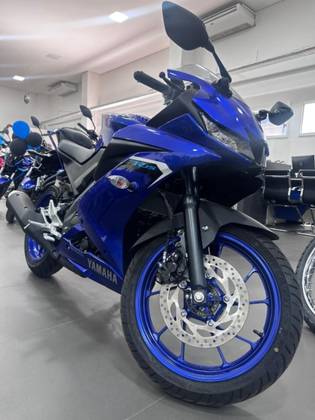 YAMAHA YZF R15 